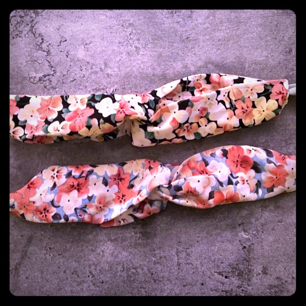 Set of Floral Tie-Back Headbands, NWOT